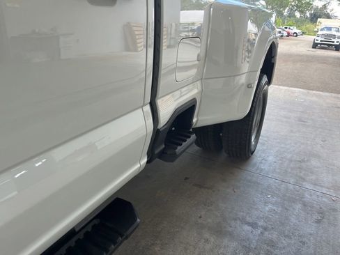 Used 2025 Ford F350 XLT AWD/4WD image 7