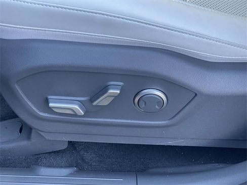 Certified 2025 Hyundai Santa Fe SEL image 10