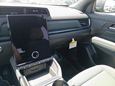 New 2026 GMC Terrain AT4 w/ Convenience Package III image 11