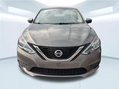 Used 2019 Nissan Sentra S image 4