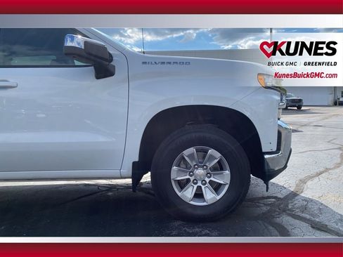 Used 2020 Chevrolet Silverado 1500 LT w/ Remote Start Package image 16