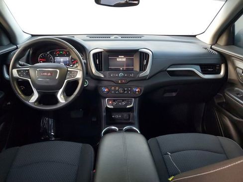 Used 2024 GMC Terrain SLE w/ Driver Convenience Package FWD image 11