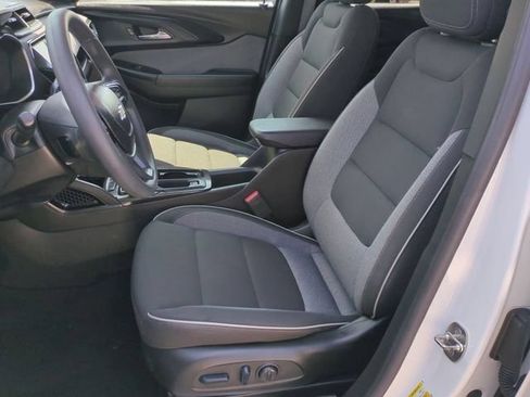Certified 2022 Chevrolet TrailBlazer LT w/ Convenience Package AWD/4WD image 25