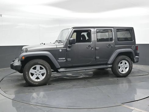 Used 2017 Jeep Wrangler Unlimited Sport w/ Quick Order Package 24S AWD/4WD image 9