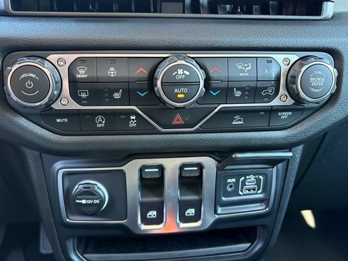 New 2026 Jeep Wrangler Sport AWD/4WD image 29