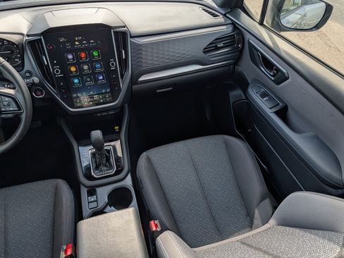 Used 2025 Subaru Forester Premium image 11