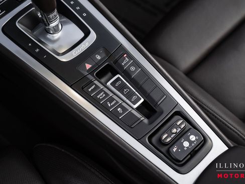 Used 2014 Porsche 911 Turbo image 23