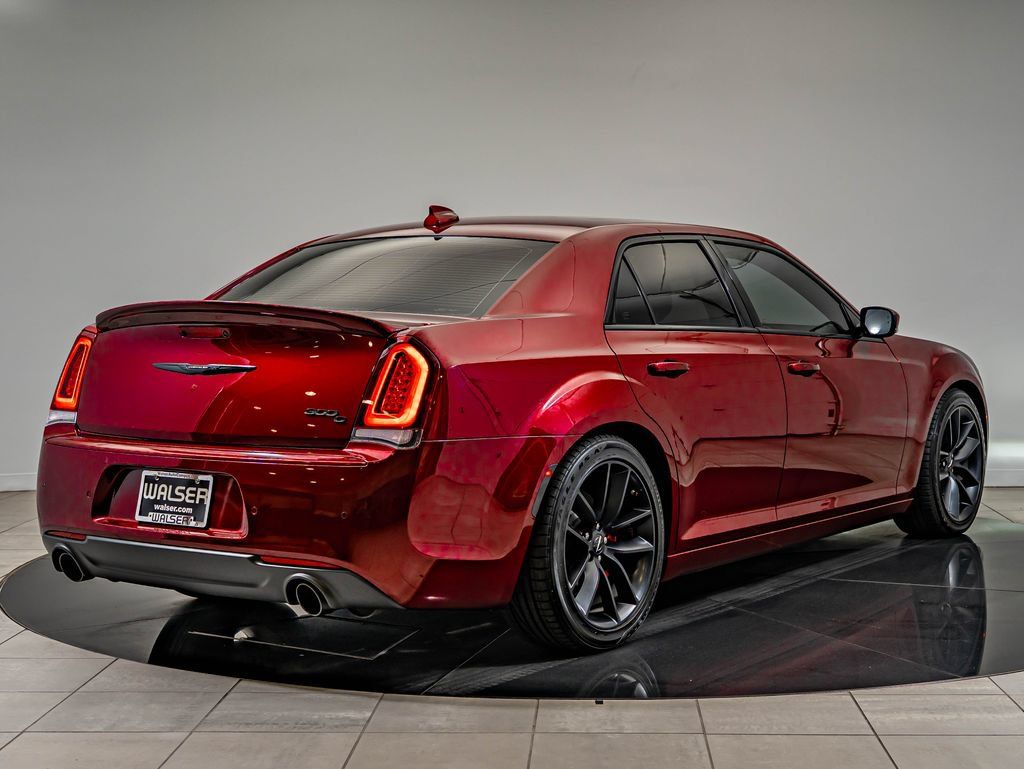 Used 2023 Chrysler 300 C RWD image 10