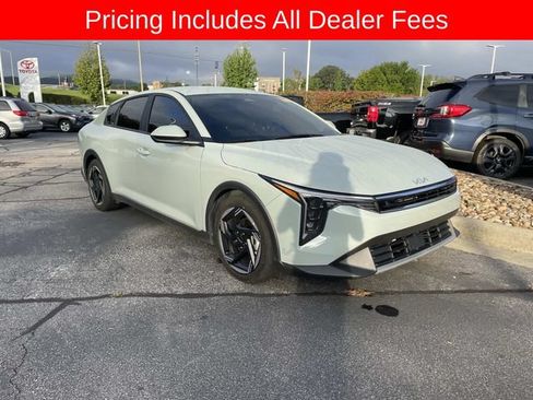 Used 2025 Kia K4 EX FWD image 12