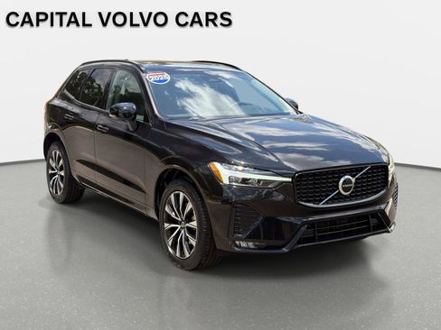 Certified 2025 Volvo XC60 B5 Core AWD/4WD image 3