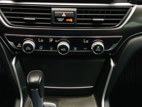 Used 2022 Honda Accord Sport image 4