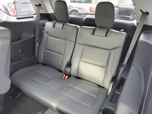 New 2026 Ford Explorer Active w/ Active Comfort Package image 32