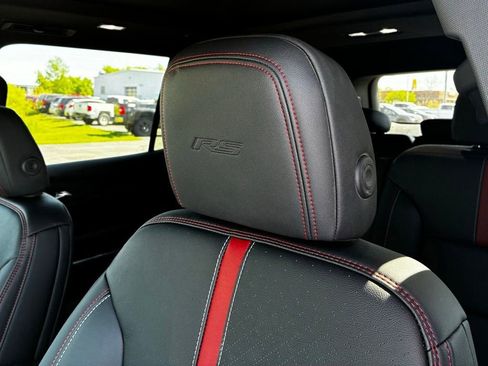 New 2026 Chevrolet Traverse RS w/ LPO, Floor Liner Package AWD/4WD image 10