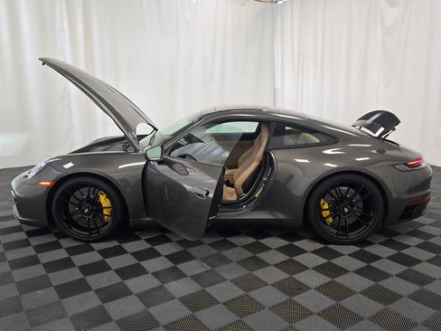 Certified 2024 Porsche 911 Carrera GTS image 13