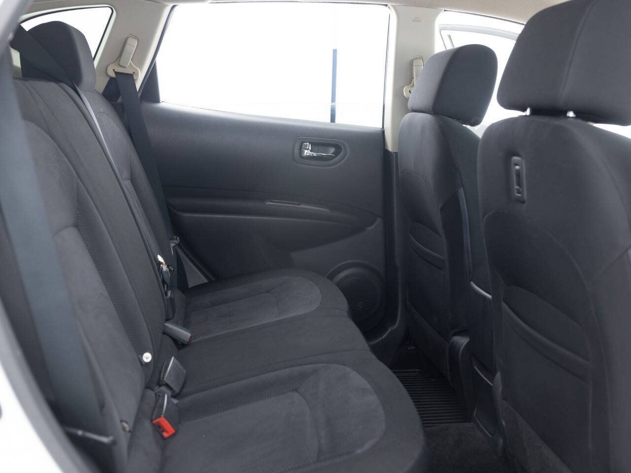 Used 2013 Nissan Rogue S w/ Special Edition Pkg AWD/4WD image 29