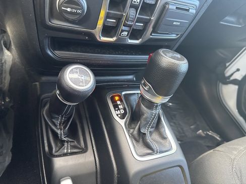 Certified 2021 Jeep Wrangler Unlimited Sahara w/ Dual Top Group image 13