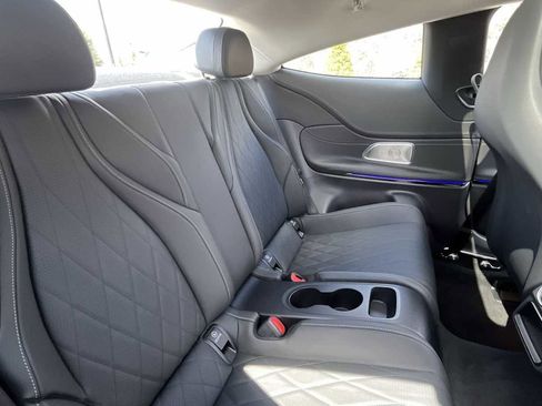 New 2026 Mercedes-Benz CLE 300 4MATIC Coupe image 12