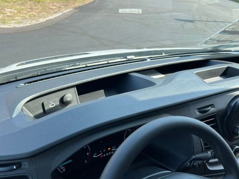 New 2025 Ford Transit 250 148 Medium Roof Extended AWD image 28