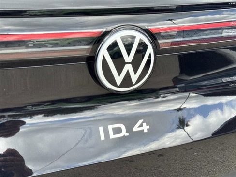 New 2025 Volkswagen ID.4 Pro S image 5
