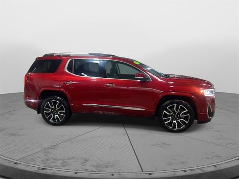Used 2020 GMC Acadia Denali w/ Technology Package image 2