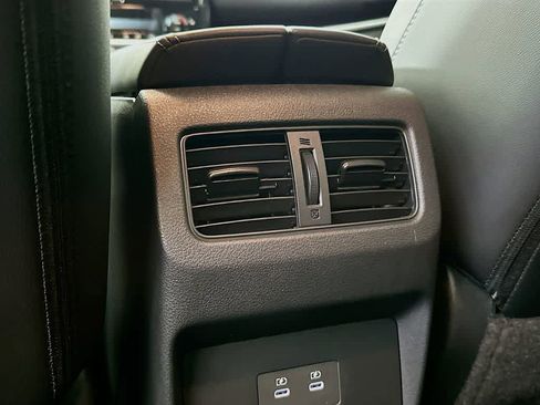 Used 2024 Nissan Rogue SL image 13