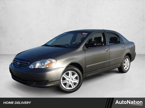 Used 2004 Toyota Corolla LE image 1