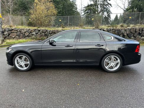 Used 2017 Volvo S90 T5 Momentum w/ Vision Package image 3