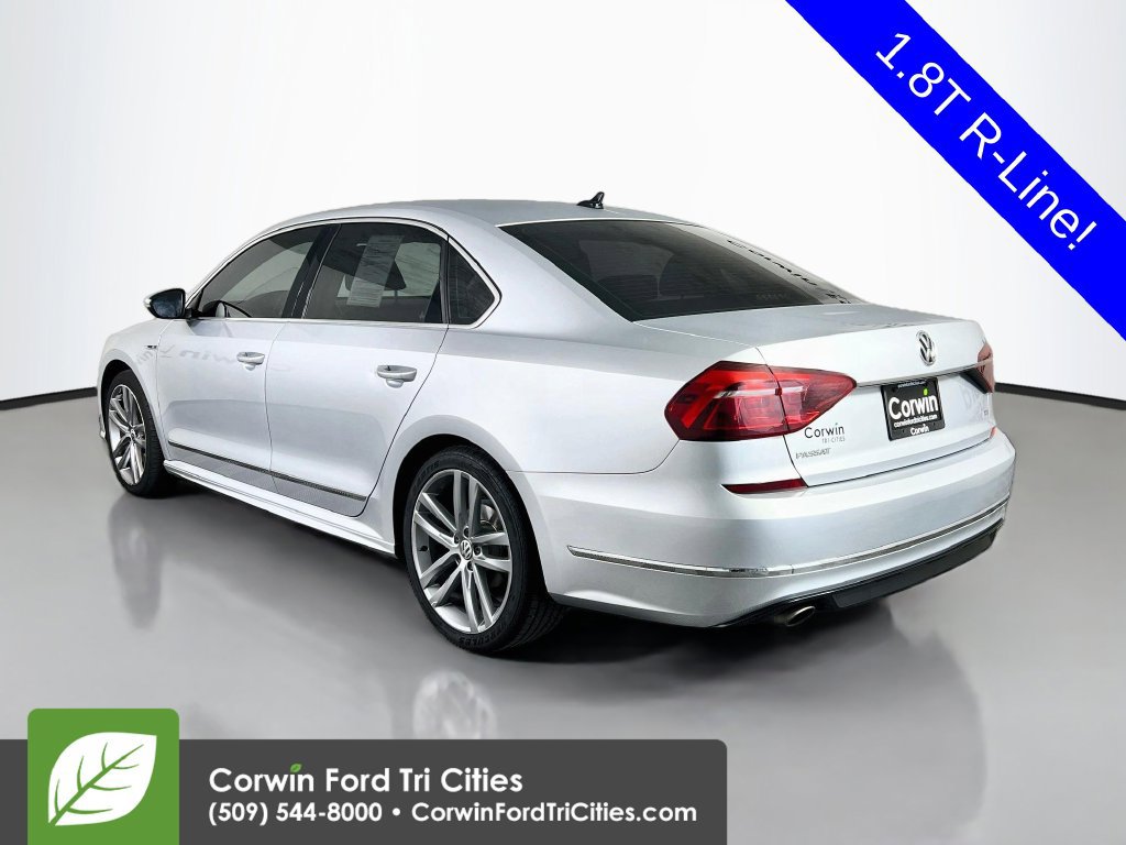 Used 2017 Volkswagen Passat 1.8T R-Line FWD image 10