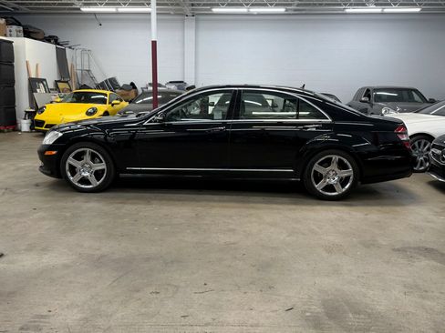 Used 2007 Mercedes-Benz S 550 image 3