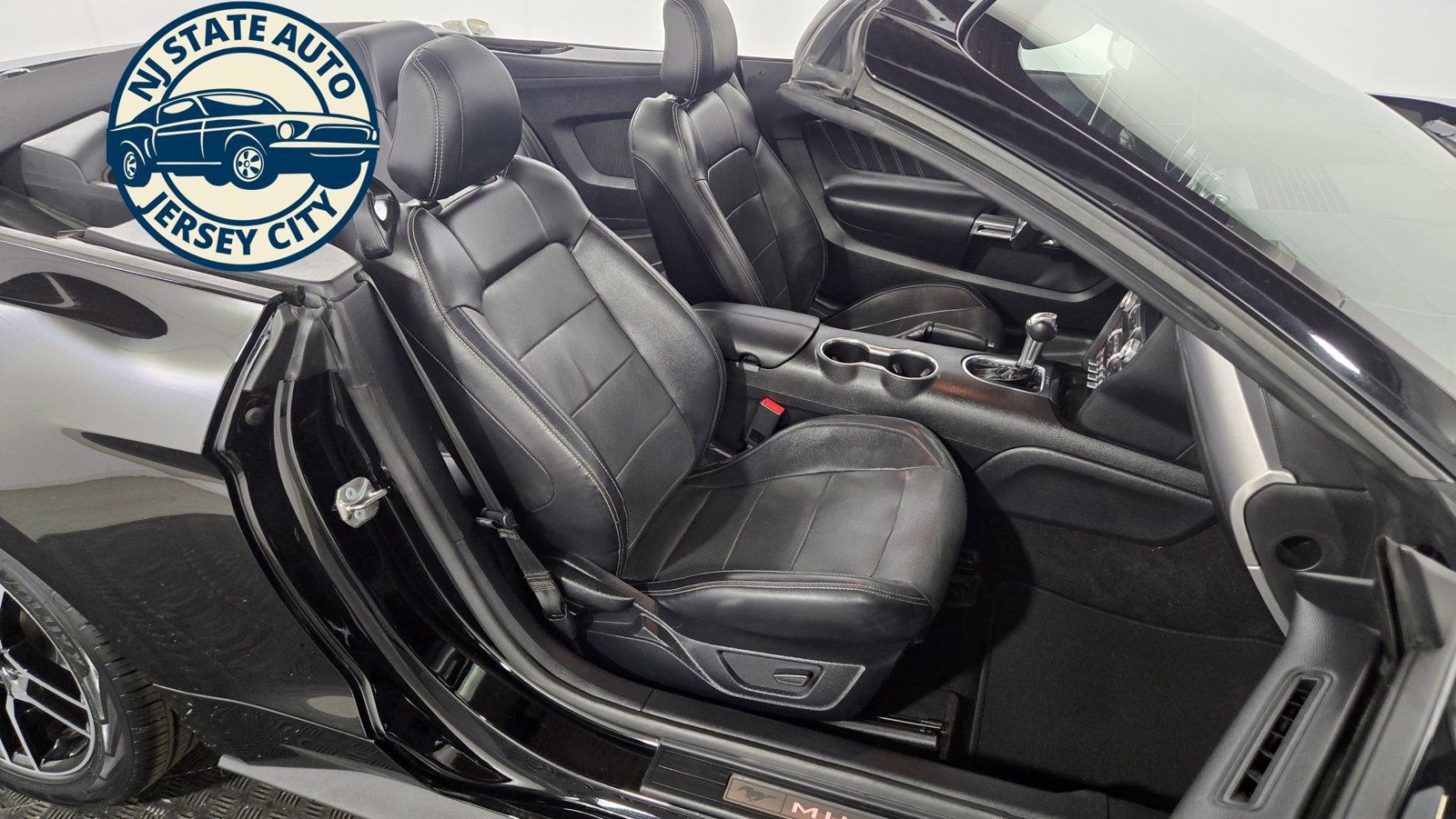 Used 2020 Ford Mustang GT Premium RWD image 4