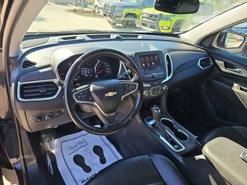 Used 2020 Chevrolet Equinox LT w/ Sport Edition image 21