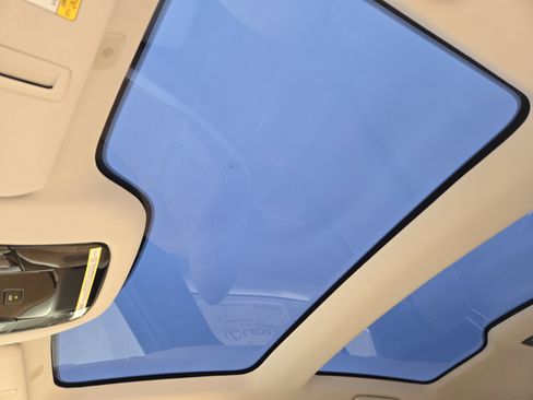 New 2026 Lexus RZ 350e 2WD w/ Technology Package image 18