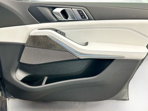 Certified 2026 BMW X5 sDrive40i w/ Climate Comfort Package image 24