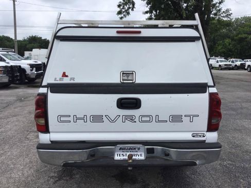 Used 2006 Chevrolet Silverado 1500 W/T RWD image 8