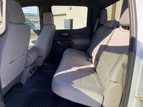 Used 2019 GMC Sierra 1500 SLE w/ SLE Value Package RWD image 8