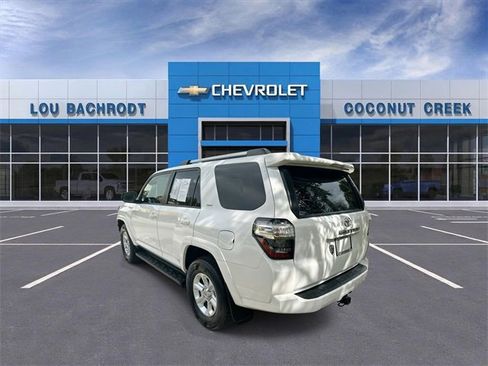 Used 2024 Toyota 4Runner SR5 image 6