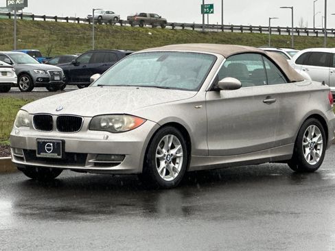 Used 2009 BMW 128i Convertible image 7