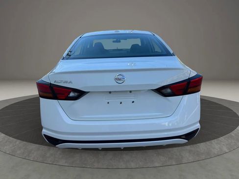 Used 2019 Nissan Altima 2.5 S FWD image 6