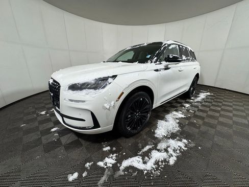 New 2026 Lincoln Corsair Premiere image 1