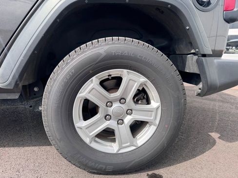 Used 2019 Jeep Wrangler Unlimited Sport S image 29