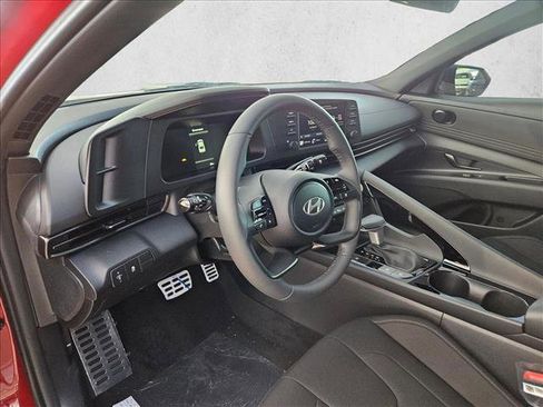 New 2026 Hyundai Elantra SEL Sport Premium image 3