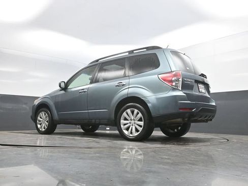 Used 2012 Subaru Forester 2.5X Premium AWD/4WD image 37