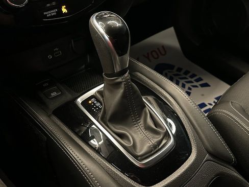 Used 2019 Nissan Rogue Sport SL image 16