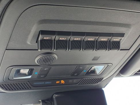 Used 2024 Ford Bronco Wildtrak AWD/4WD image 23