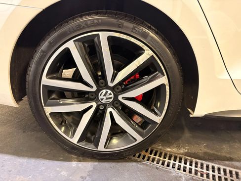 Used 2013 Volkswagen Jetta GLI Autobahn FWD image 28