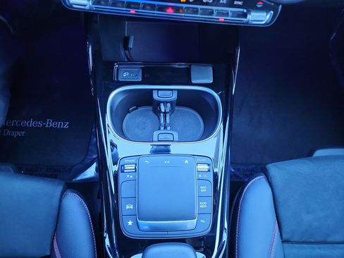 Certified 2022 Mercedes-Benz CLA 35 AMG 4MATIC image 22