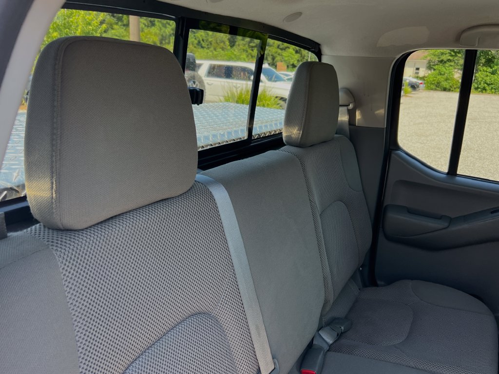 Used 2019 Nissan Frontier SV AWD/4WD image 18