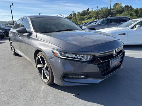 Used 2020 Honda Accord Sport image 3