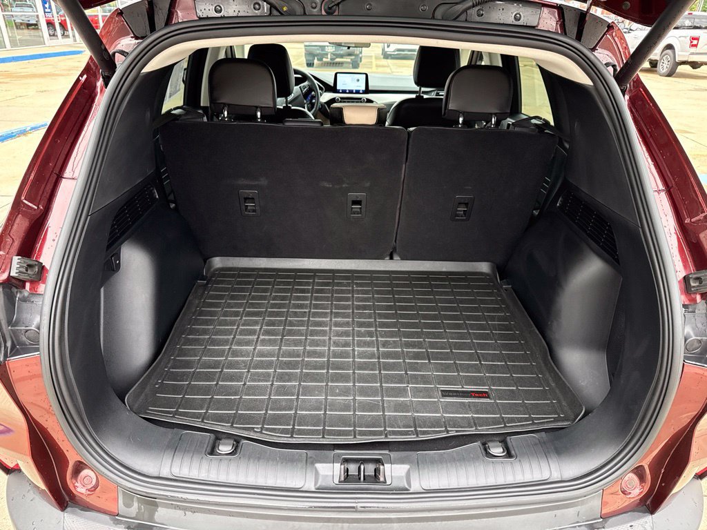 Used 2021 Ford Escape SEL w/ Technology Package FWD image 25