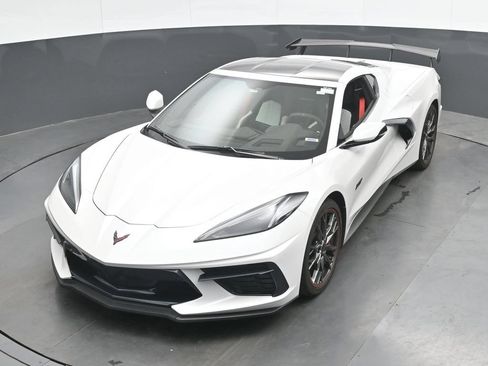 Used 2023 Chevrolet Corvette Stingray Premium Cpe w/ Z51 Performance Package RWD image 28